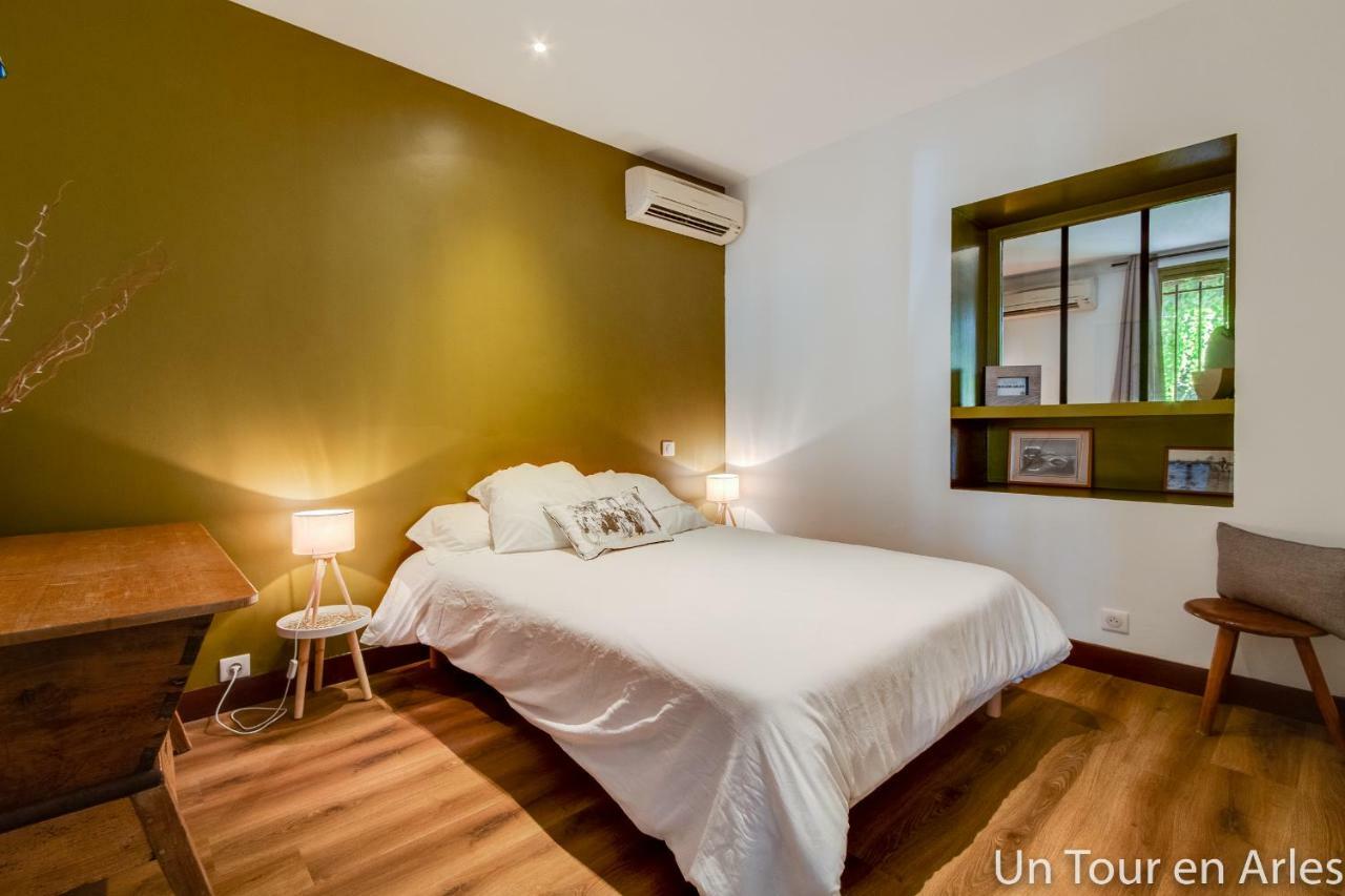 Un Tour En Arles Apartment Bagian luar foto